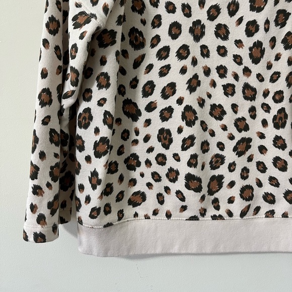 J. Crew Animal Print Wide Neck Lightweight Pullover Sweater Size Medium - Picture 4 of 10